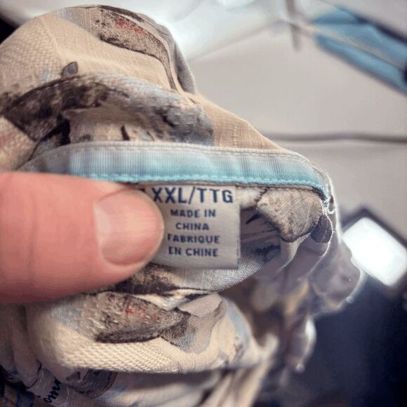 Tommy Bahama Island Zone Kehoe Beach 100% Silk Shirt Size XXL Textured Camp Fun - Picture 5 of 7